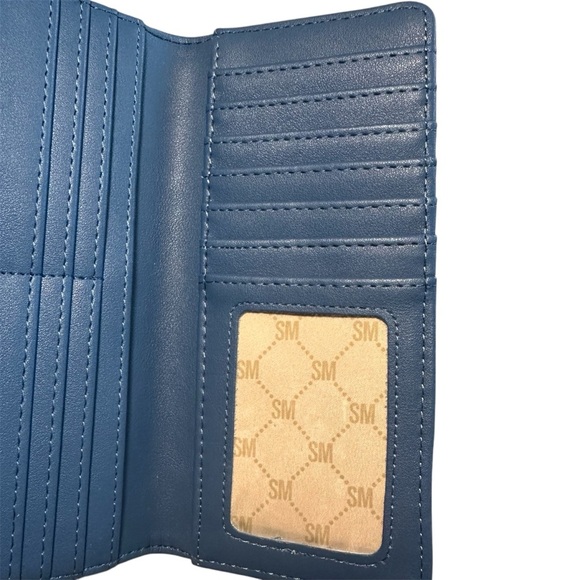 Steve Madden Ballen Marine foldover wallet - Picture 4 of 5